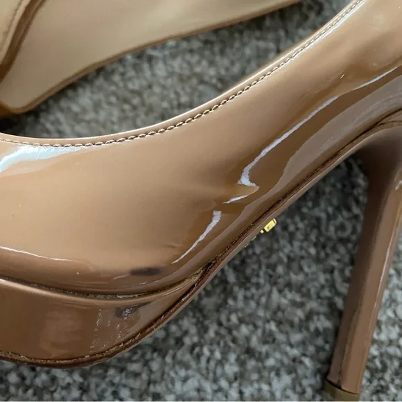 PRADA MILANO Sz:7
